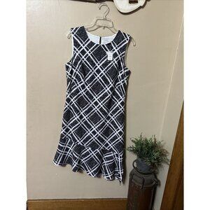 WHITE House Black Market Sheath Dress Sleeveless Asymetrical Hem Size 8 NEW! R9